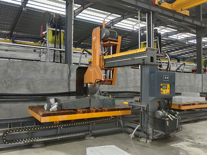 路沿（yán）石雙台車定長機